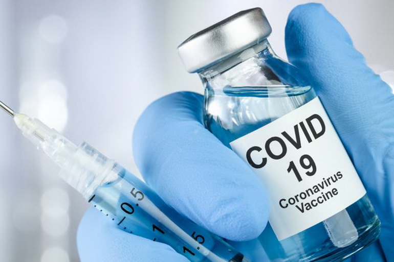 Вакцина компанії Pfizer від COVID-19 показала 90% ефективності